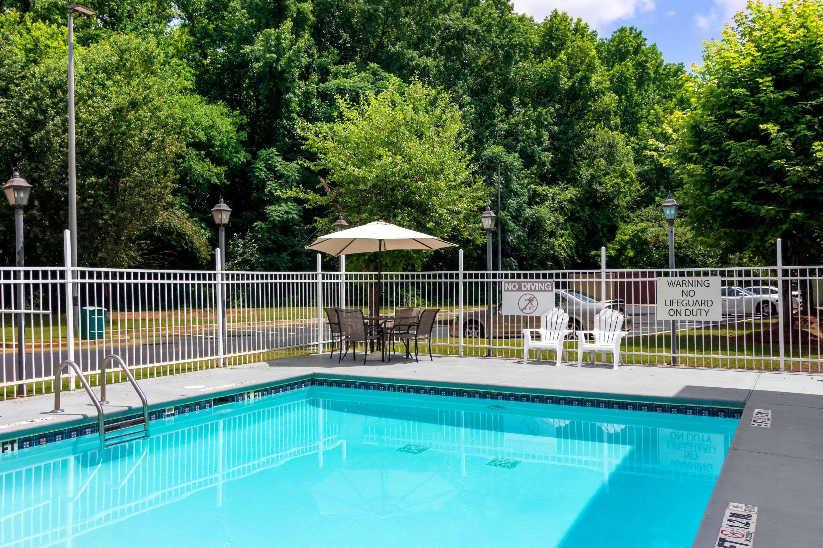 Quality Inn & Suites Decatur - Atlanta East Lithonia Exteriör bild