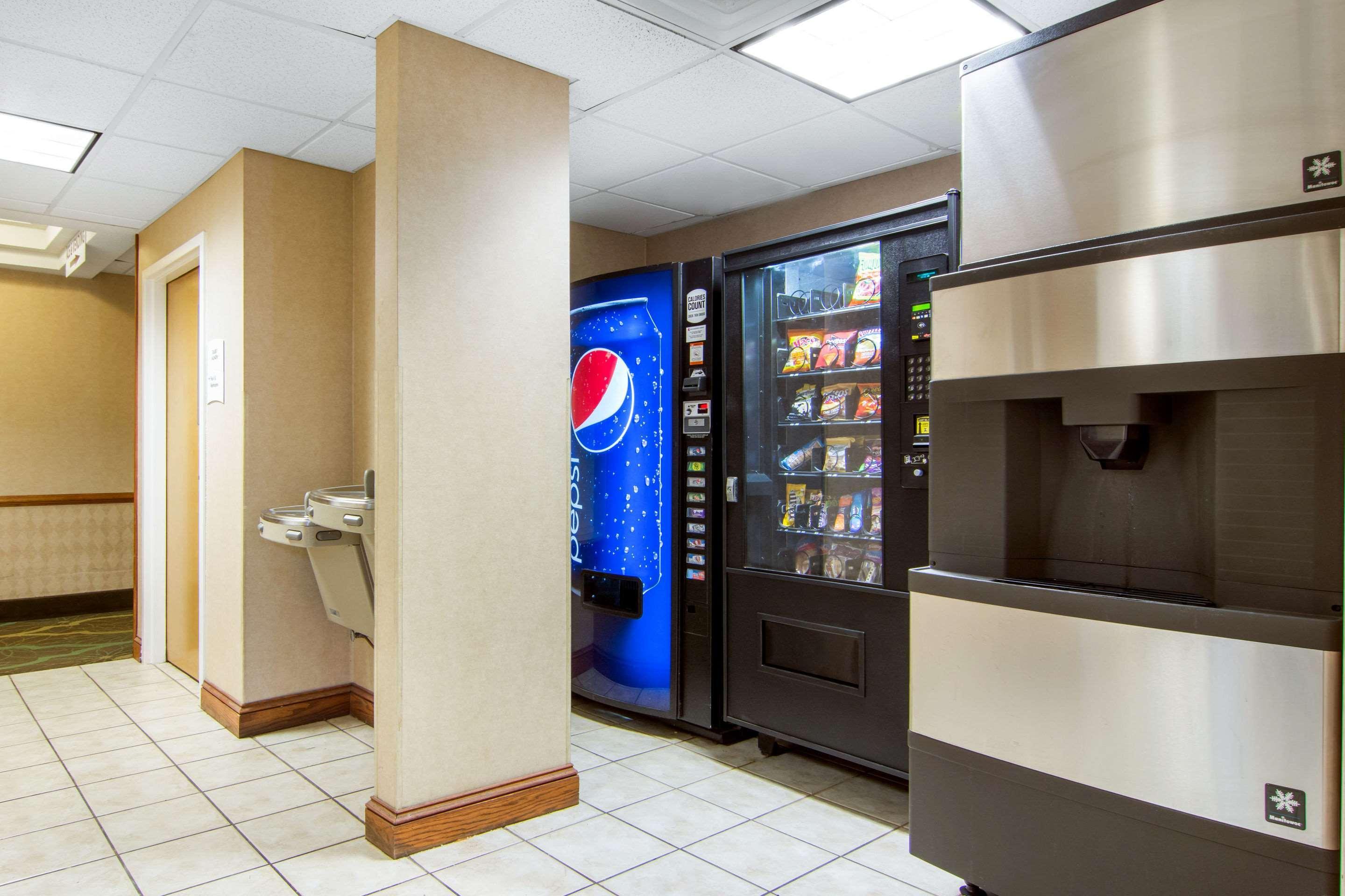 Quality Inn & Suites Decatur - Atlanta East Lithonia Exteriör bild